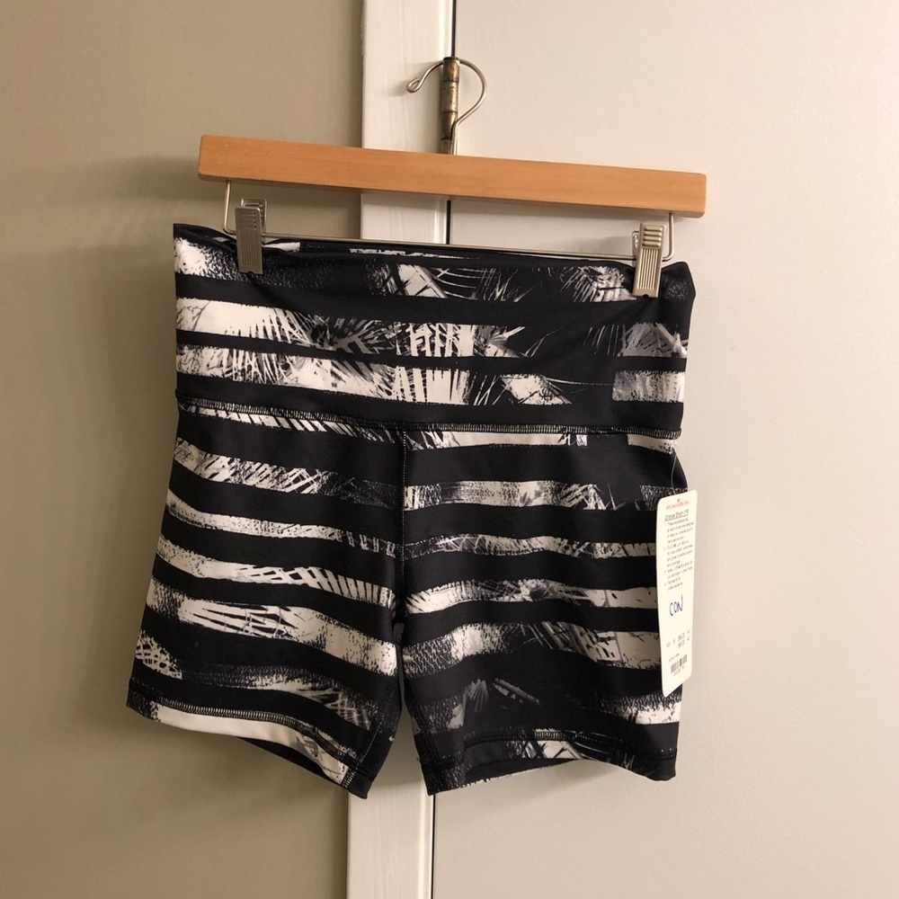 🦋2 for $80🦋 Lululemon groove short